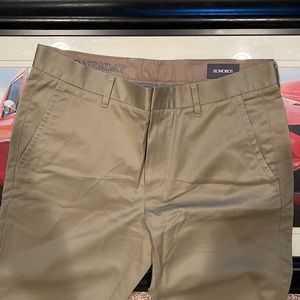 Bonobos Weekday Warrior Wednesday Tan dress chinos Slim Tailored